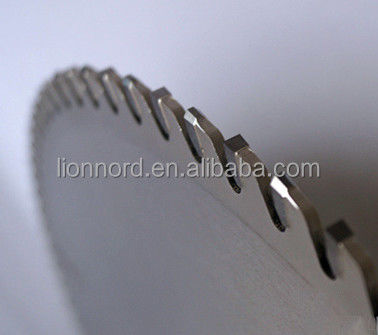 24 pollici TCT Carbide denti Disco di taglio di legno seghe circolari lama con denti