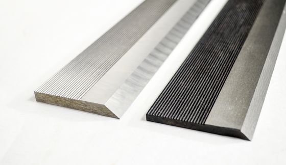 Coltelli seghettati metrici HSS di lunga durata 600*60*8mm per la levigatura della superficie della pialla in legno