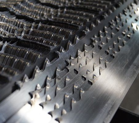 Rivoluzionate la vostra lavorazione del legno con le lame della nostra banda Saw Blade Roll
