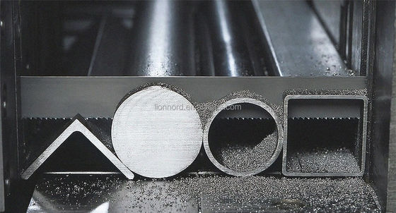 Macchina di segatura automatica a banda di taglio del metallo CNC per barre e tubi in acciaio a motore potente