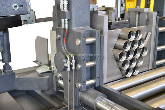 Macchina di segatura automatica a banda di taglio del metallo CNC per barre e tubi in acciaio a motore potente